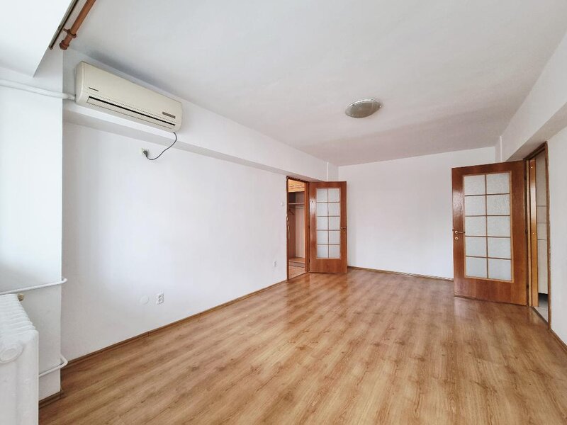 Ion Mihalache 93-105, Piata 1 Mai, Clucerului, Kiseleff, Arcul de Triumf